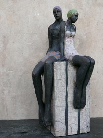 Sylvie du PLESSIS - Couple de baigneurs sur socle noir et blanc -raku-2012